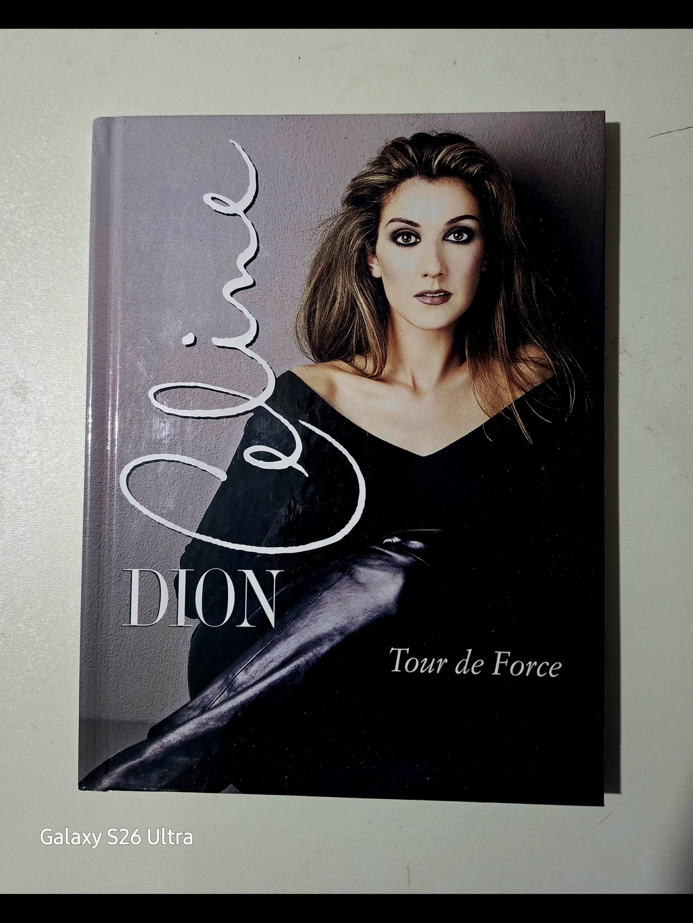 Celine Dion TOUR DE FORCE Hard Cover Tour Book
